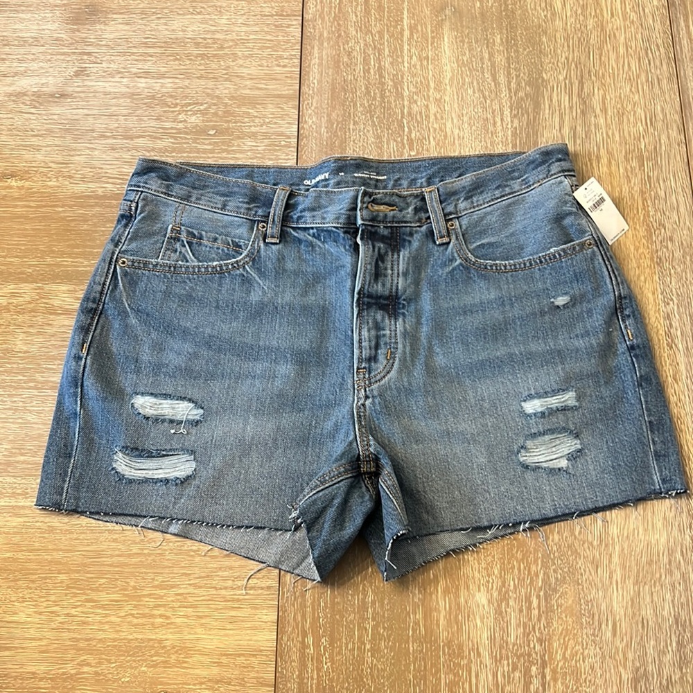 Cut off jean shorts